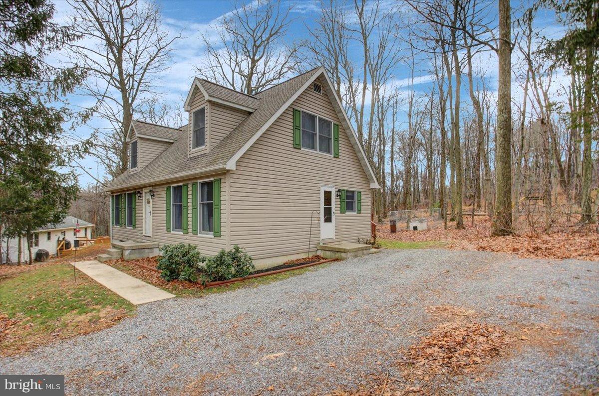 10744 Coral Ridge Road Fayetteville, PA 17222 - Photo 5 of 40