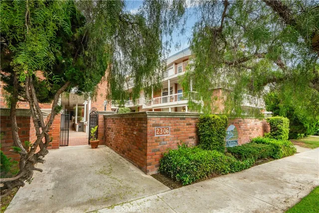 $950,000 | 2306 Palos Verdes Drive West, Unit 302, Palos Verdes Estates, CA 90274