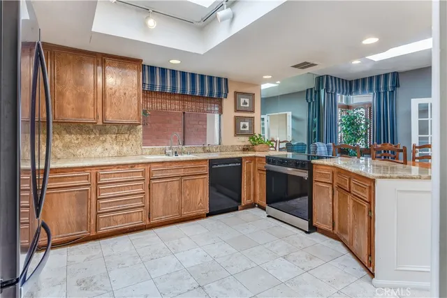 $950,000 | 2306 Palos Verdes Drive West, Unit 302, Palos Verdes Estates, CA 90274