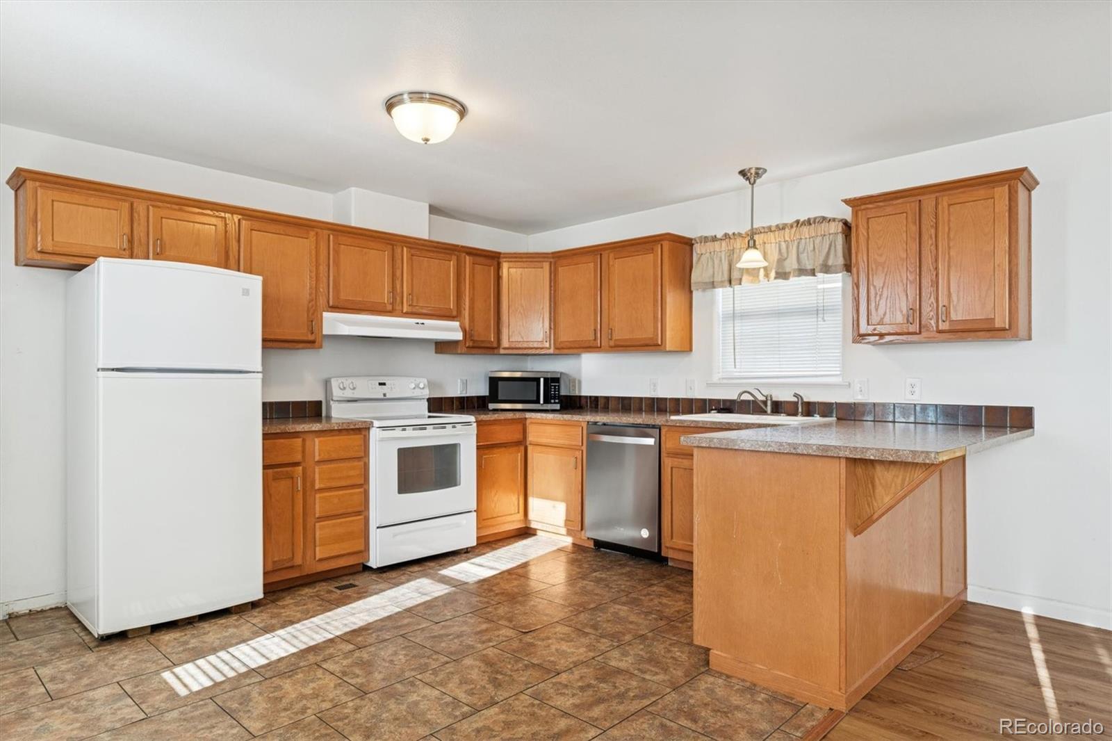 235 North 2nd Street Berthoud, CO 80513 - Photo 6 of 12