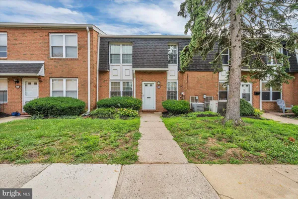 $219,900 | 2036 Harbour Drive, Palmyra, NJ 08065