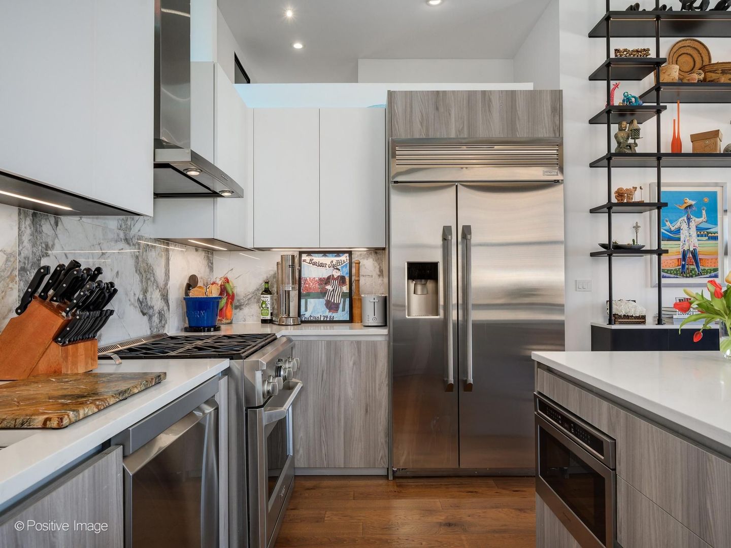 23 North Green Street, Unit 501 Chicago, IL 60607 - Photo 17 of 33