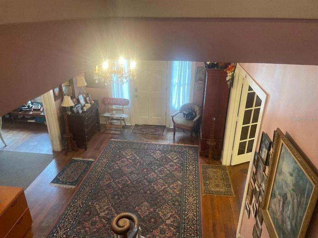 635 Northeast 9th Avenue Gainesville, FL 32601 - Photo 5 of 28