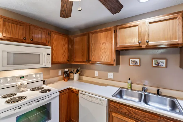 $315,000 | 1351 Post Road, Unit 49, Wells, ME 04090