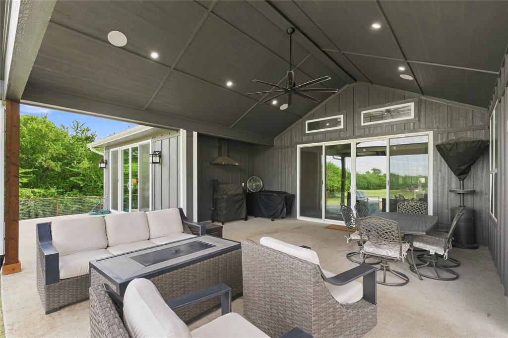 7899 County Road 623 Blue Ridge, TX 75424 - Photo 25 of 40 COVERED PATIO PLUMBED FOR GAS