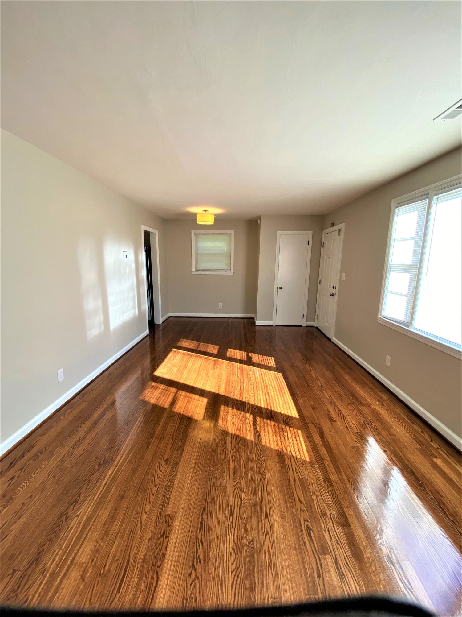 4944 Hazelridge Road Northwest Roanoke, VA 24012 - Photo 9 of 20 living room
