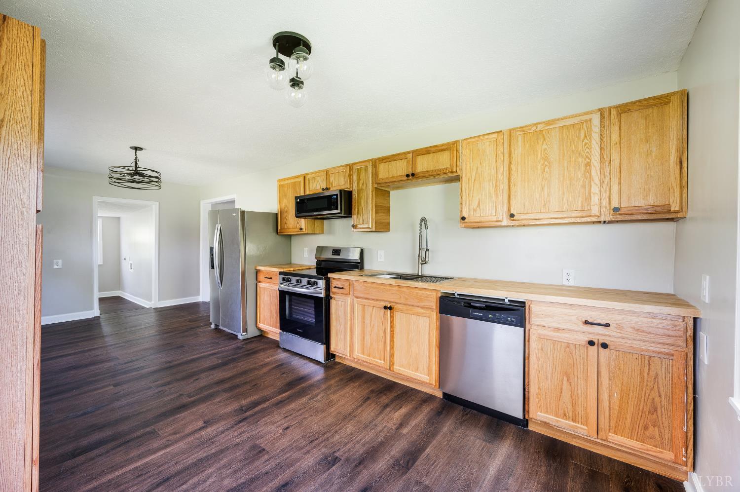 702 13th Street Altavista, VA 24517 - Photo 23 of 44