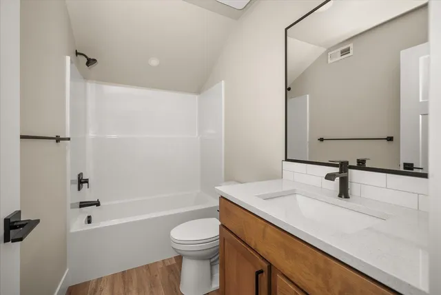 $709,990 | 18097 North Morton Drive, Colbert, WA 99005