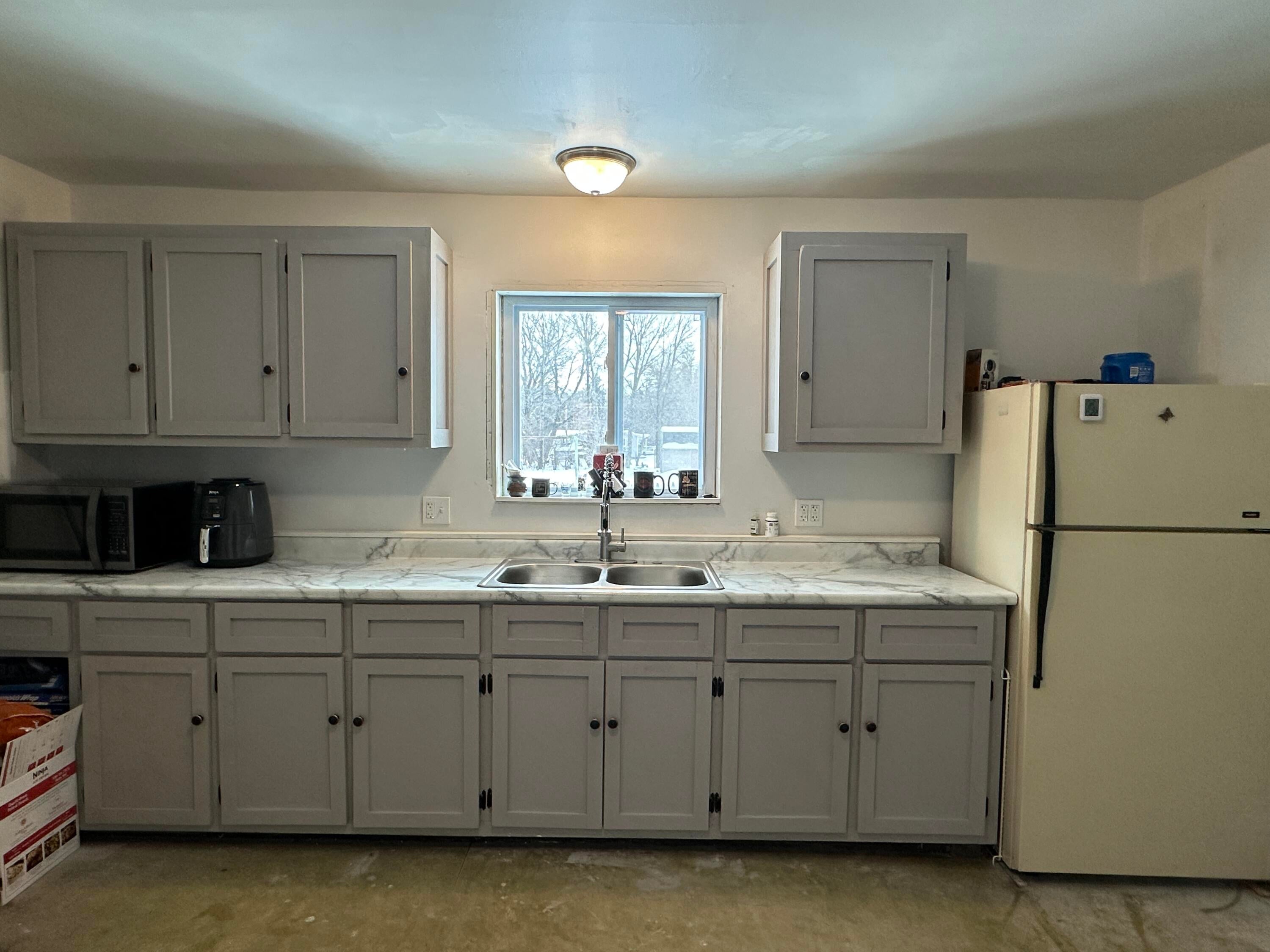 3360 French Road Alpena, MI 49707 - Photo 6 of 23 kitchen