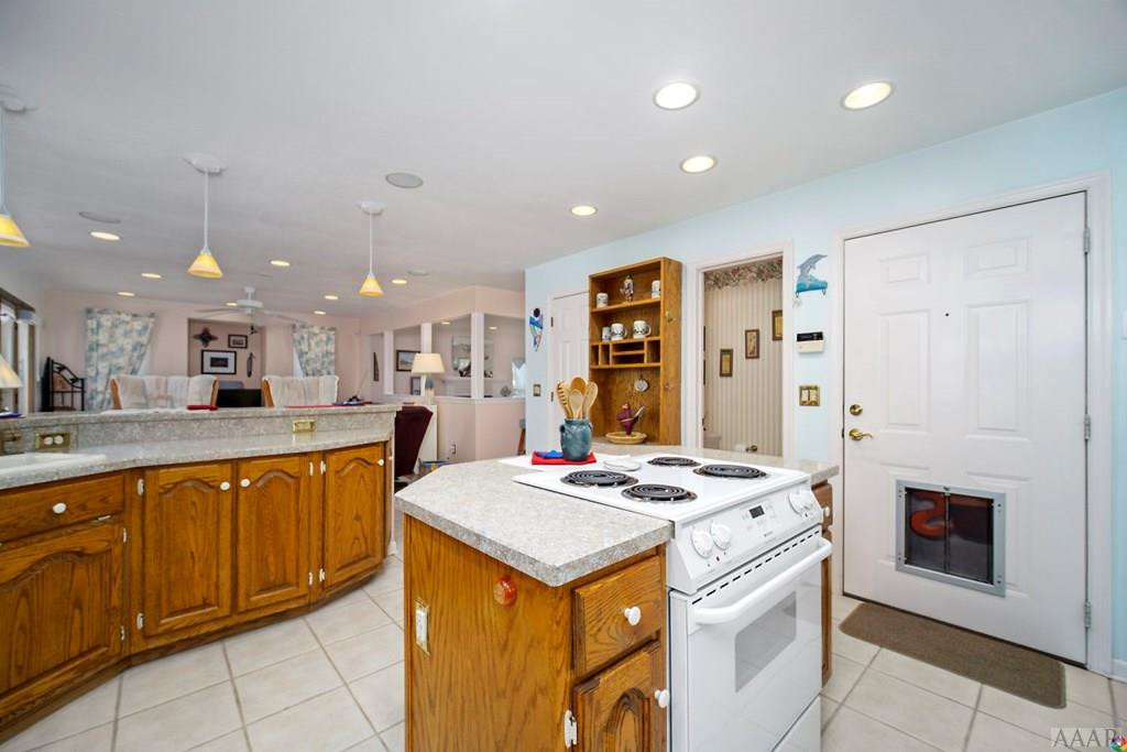 218 Brumsey Road Currituck, NC 27929 - Photo 11 of 35 Open and invitingkitchen