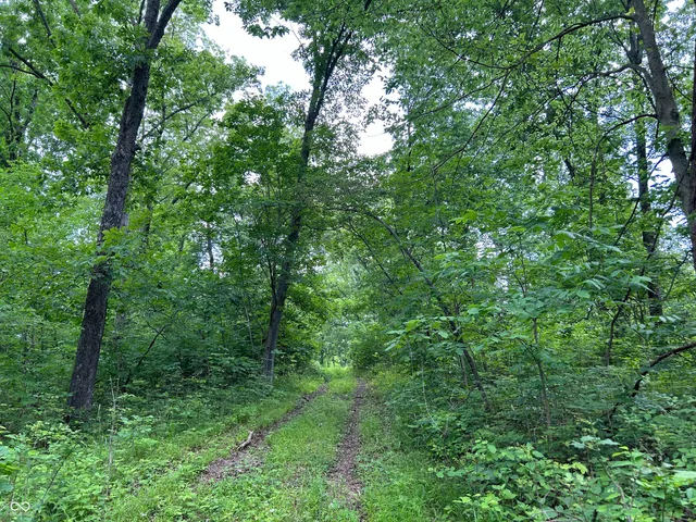 $1,100,000 | 0 Legendary Drive, Martinsville, IN 46151