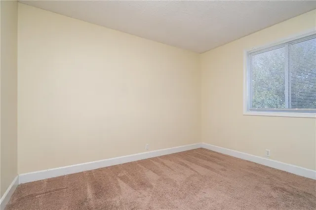 $179,500 | 2523 Morningside Drive, Lawrence, KS 66047