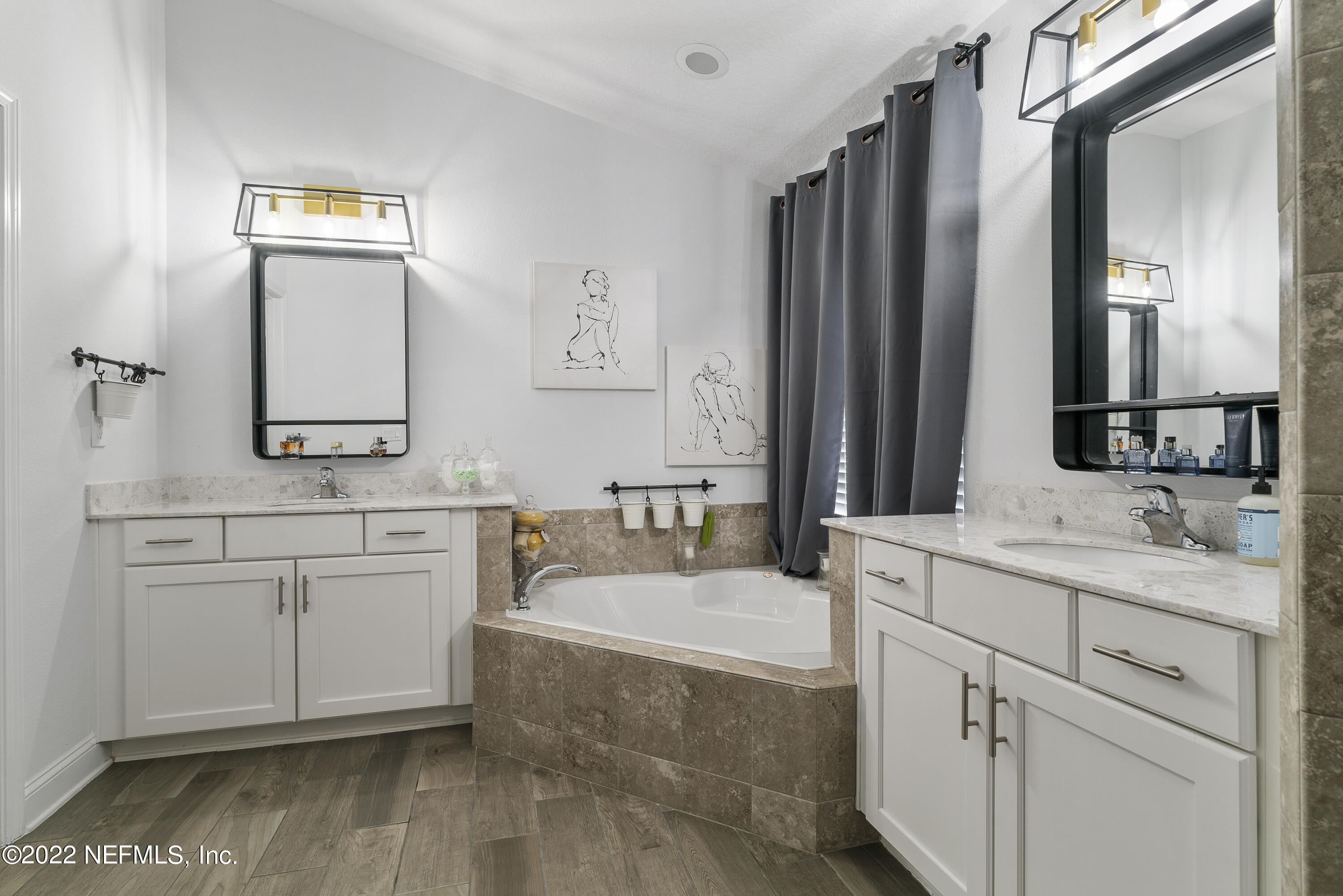 945 Rustlewood Lane St. Johns, FL 32259 - Photo 36 of 57 Owner Bath 1