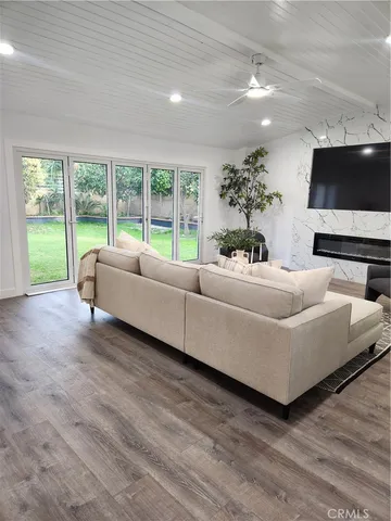 $1,174,999 | 1626 East 15th Street, Santa Ana, CA 92701