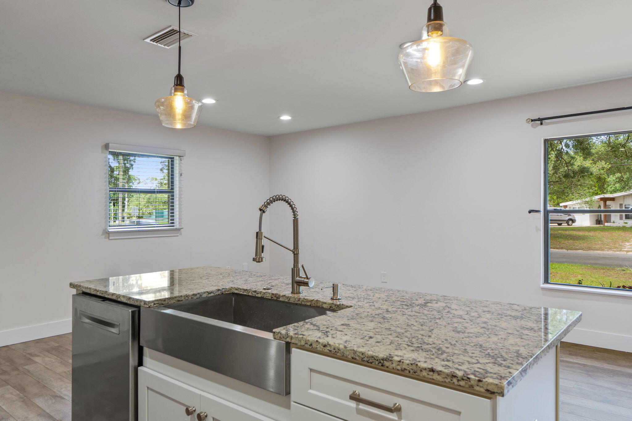 107 Ferry Road Northeast Fort Walton Beach, FL 32548 - Photo 18 of 45 Gallery Image 18
