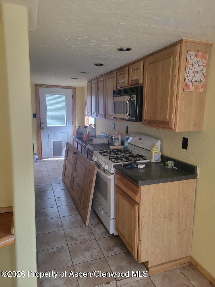 419 Tucker Street Craig, CO 81625 - Photo 4 of 10 IMG_1388