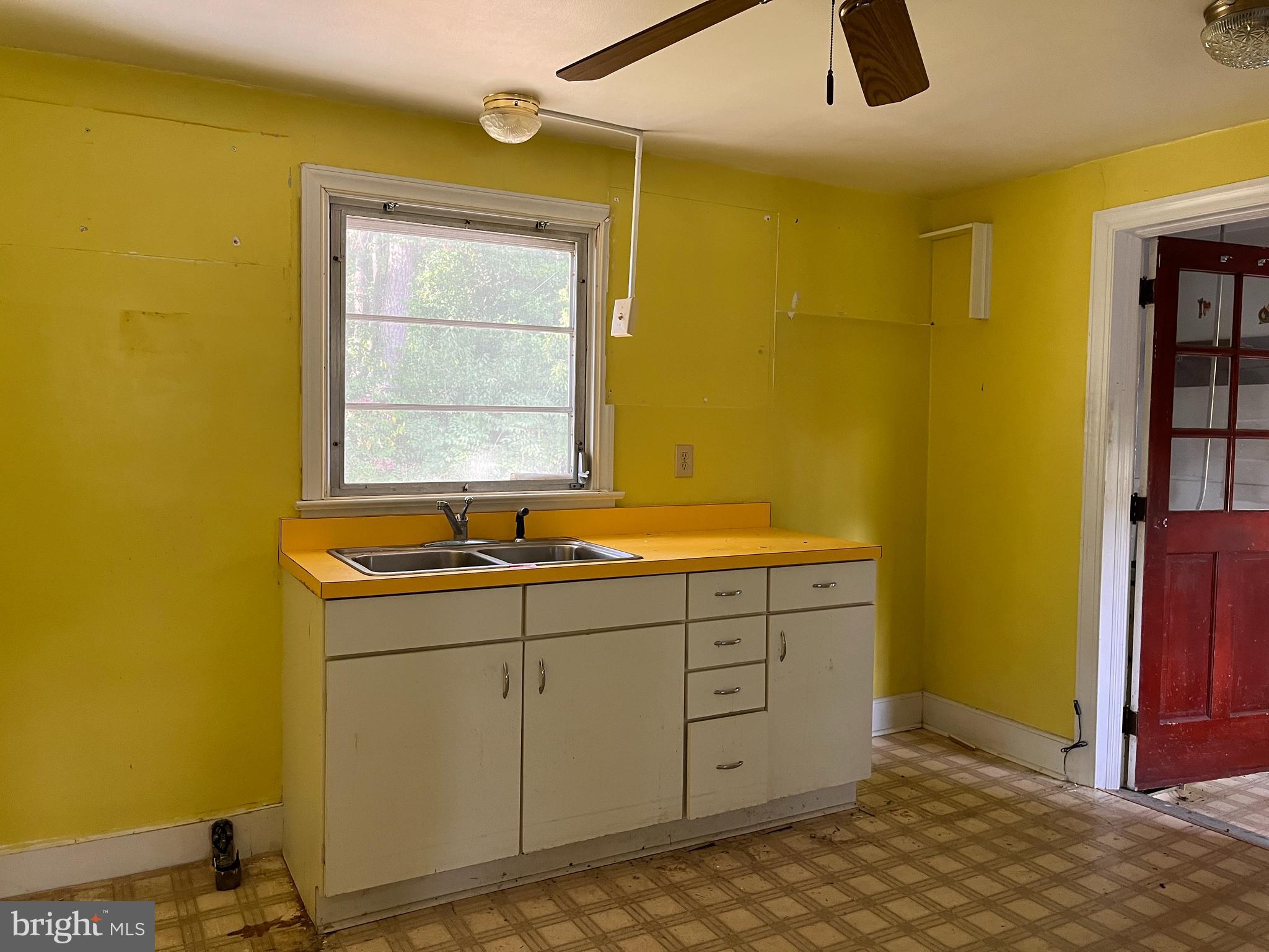 703 Camp Road Denton, MD 21629 - Photo 6 of 11