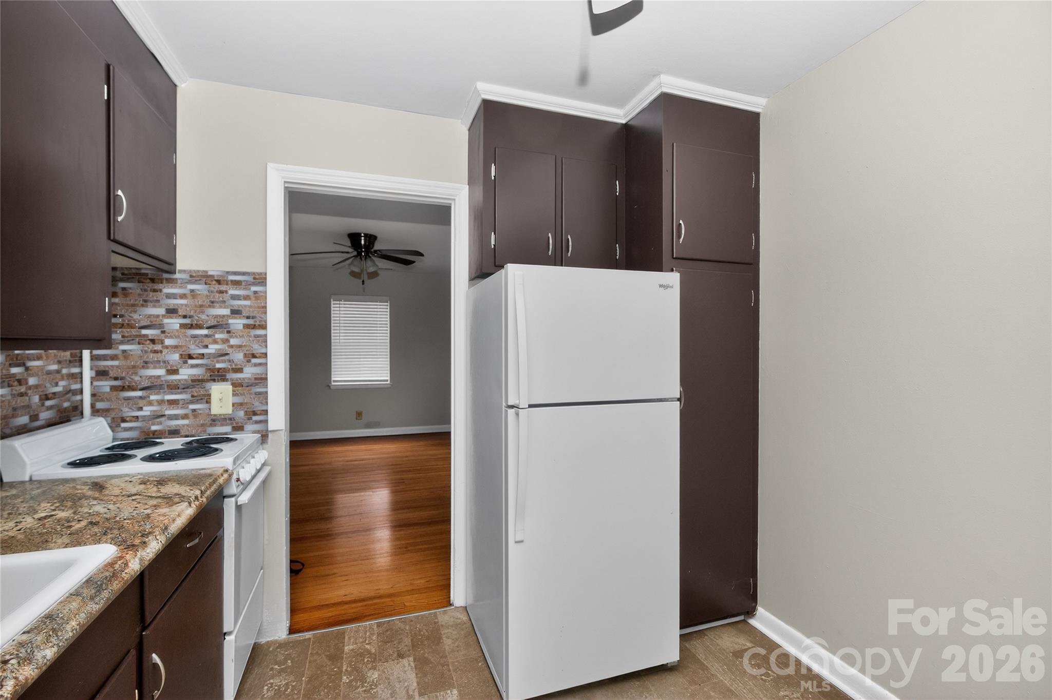 517 Grandin Road Charlotte, NC 28208 - Photo 16 of 33