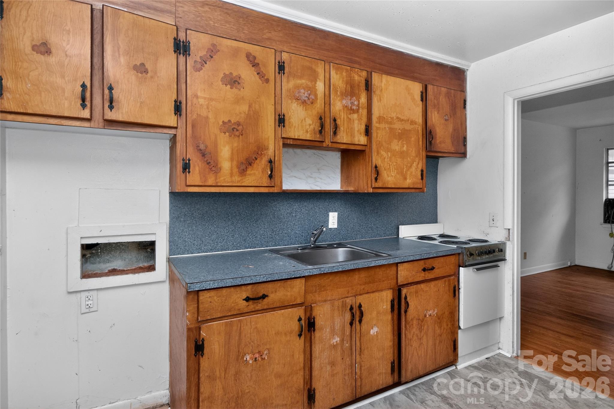 517 Grandin Road Charlotte, NC 28208 - Photo 22 of 33