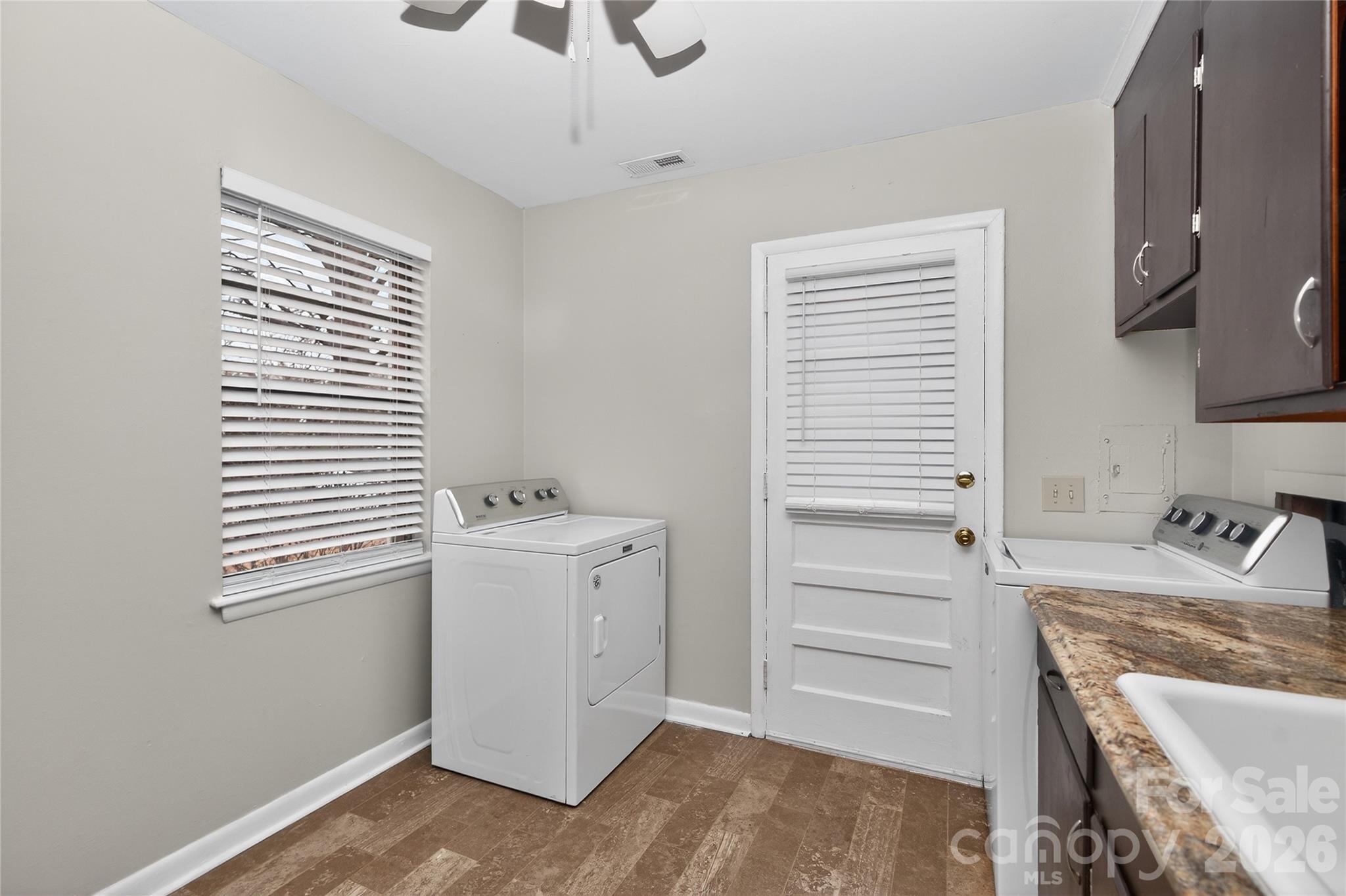 517 Grandin Road Charlotte, NC 28208 - Photo 26 of 33