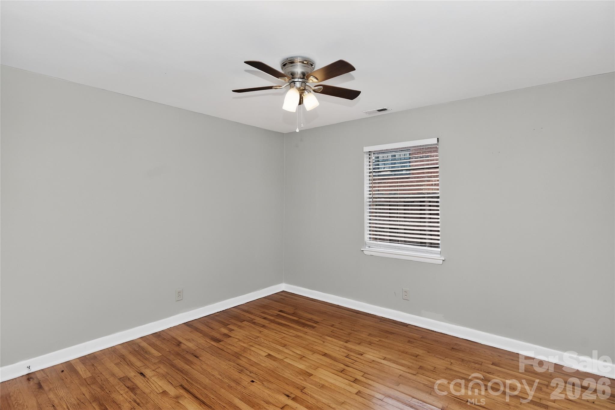 517 Grandin Road Charlotte, NC 28208 - Photo 9 of 33