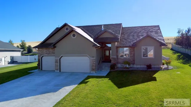 $635,000 | 3509 South Boulder Creek Lane, Ammon, ID 83406