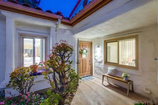 a house view with a outdoor space