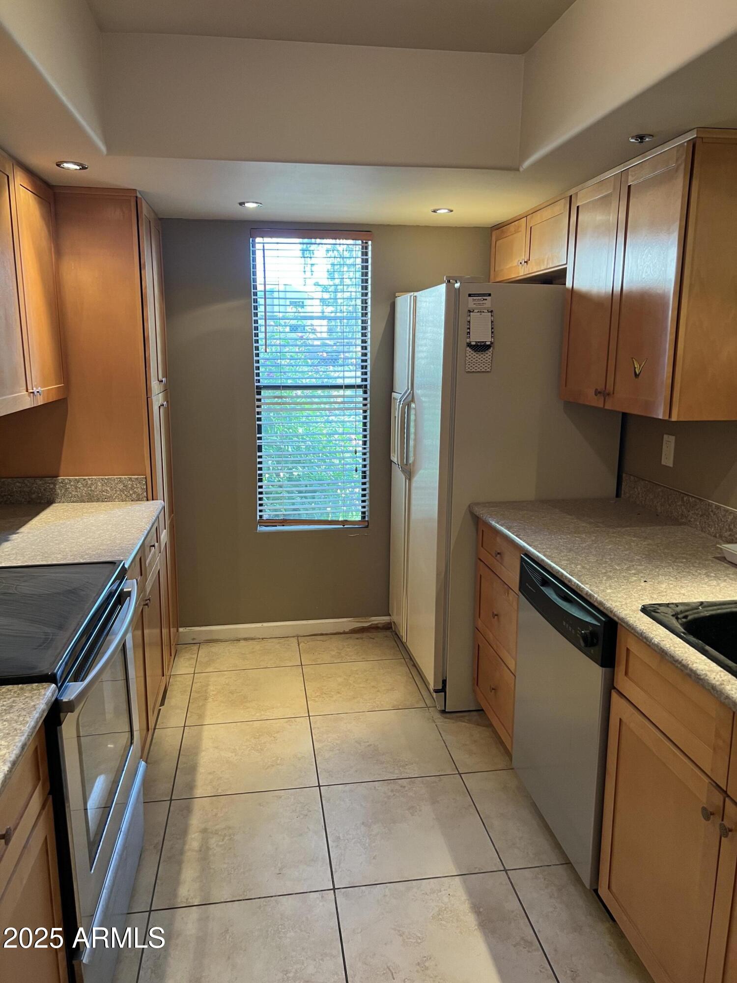 7510 East Thomas Road, Unit 134 Scottsdale, AZ 85251 - Photo 3 of 6 yiS6JJGcQvqDtoZ7g2eC0g