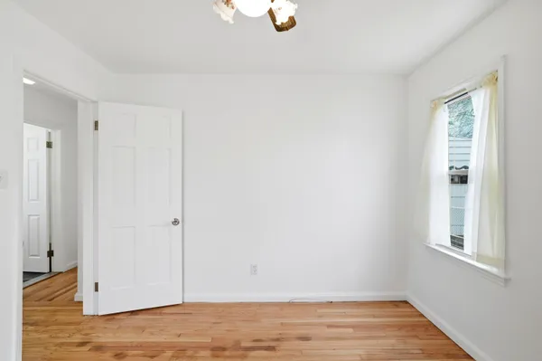 $179,900 | 17405 Palmer Street, Melvindale, MI 48122
