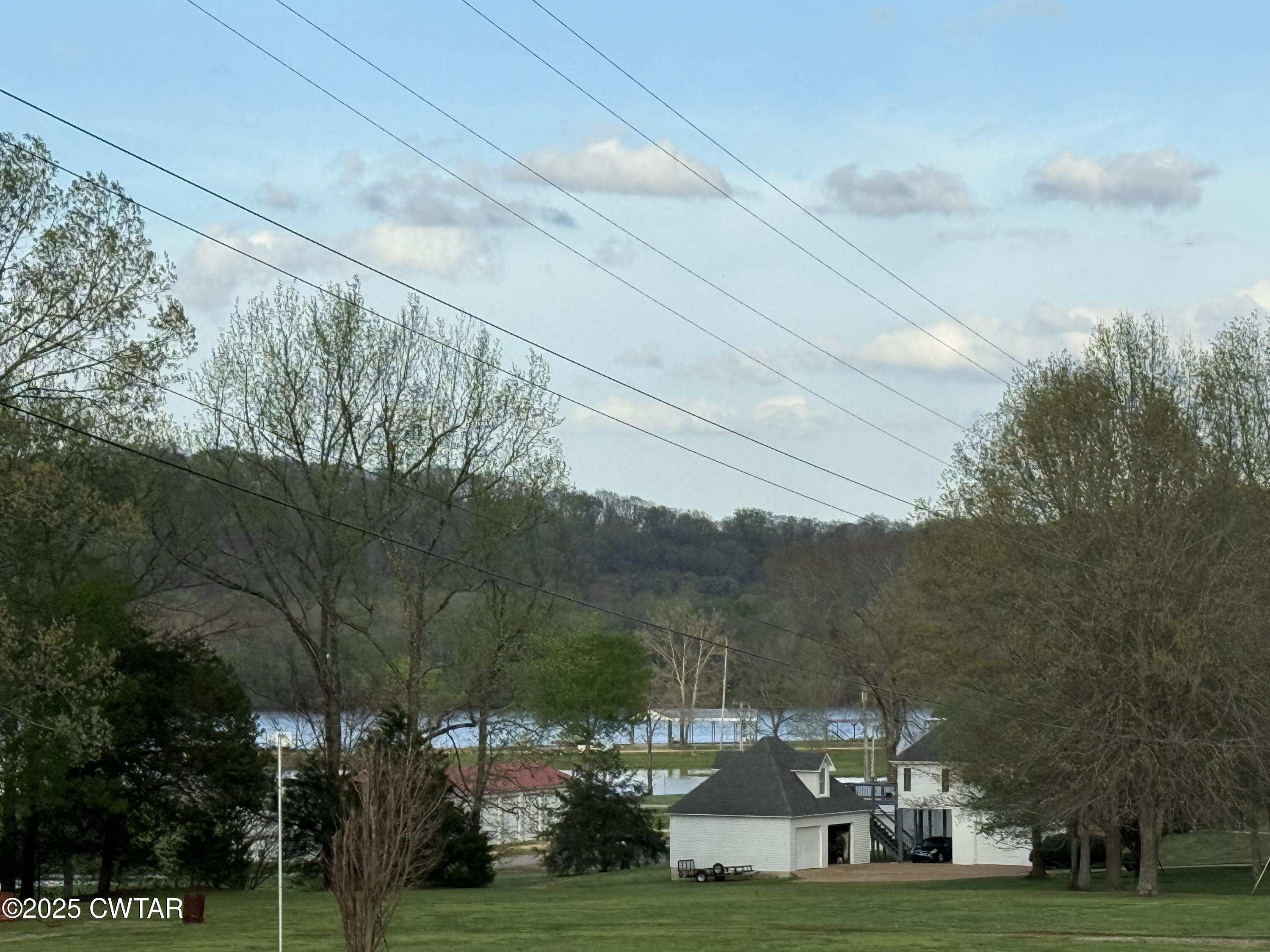 0 Yarbro Harbor Drive Decaturville, TN 38329 - Photo 6 of 16 a view of a green field