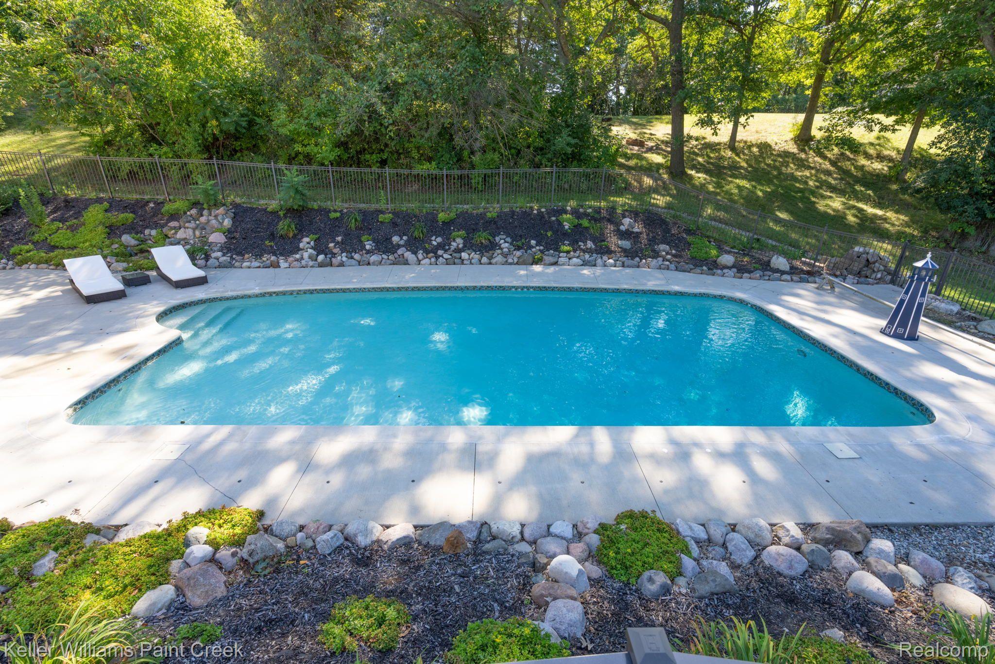 4079 Orion Road Rochester, MI 48306 - Photo 8 of 44 Gallery Image 8