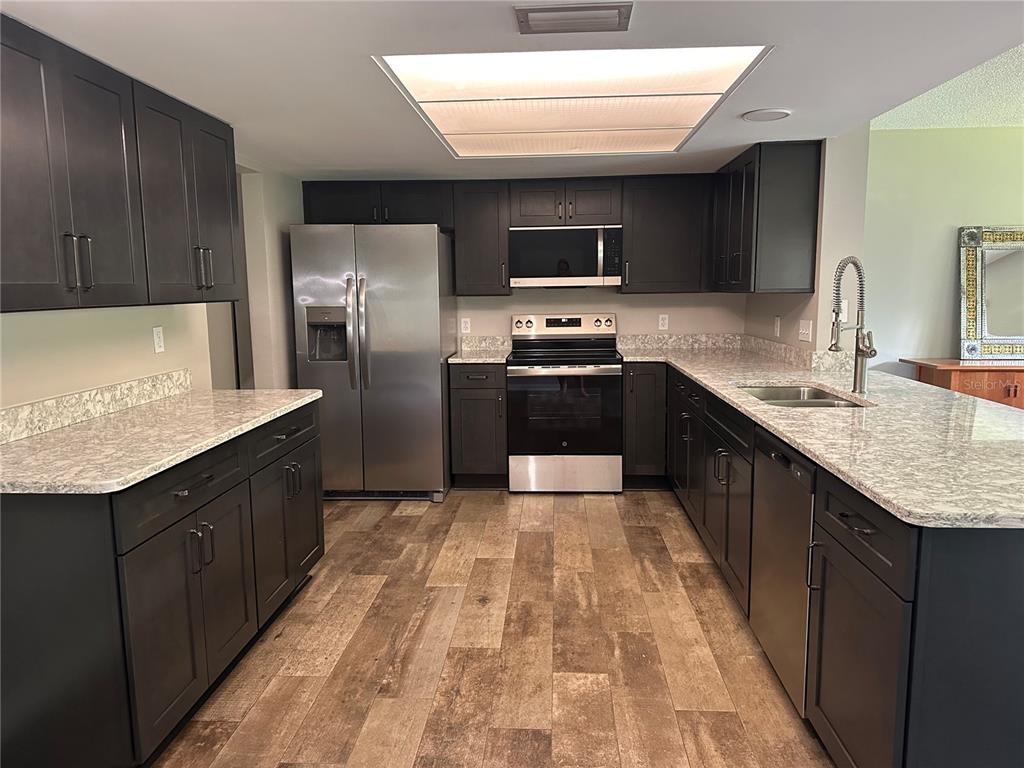 512 Southeast Paradise Point Road Crystal River, FL 34429 - Photo 59 of 63