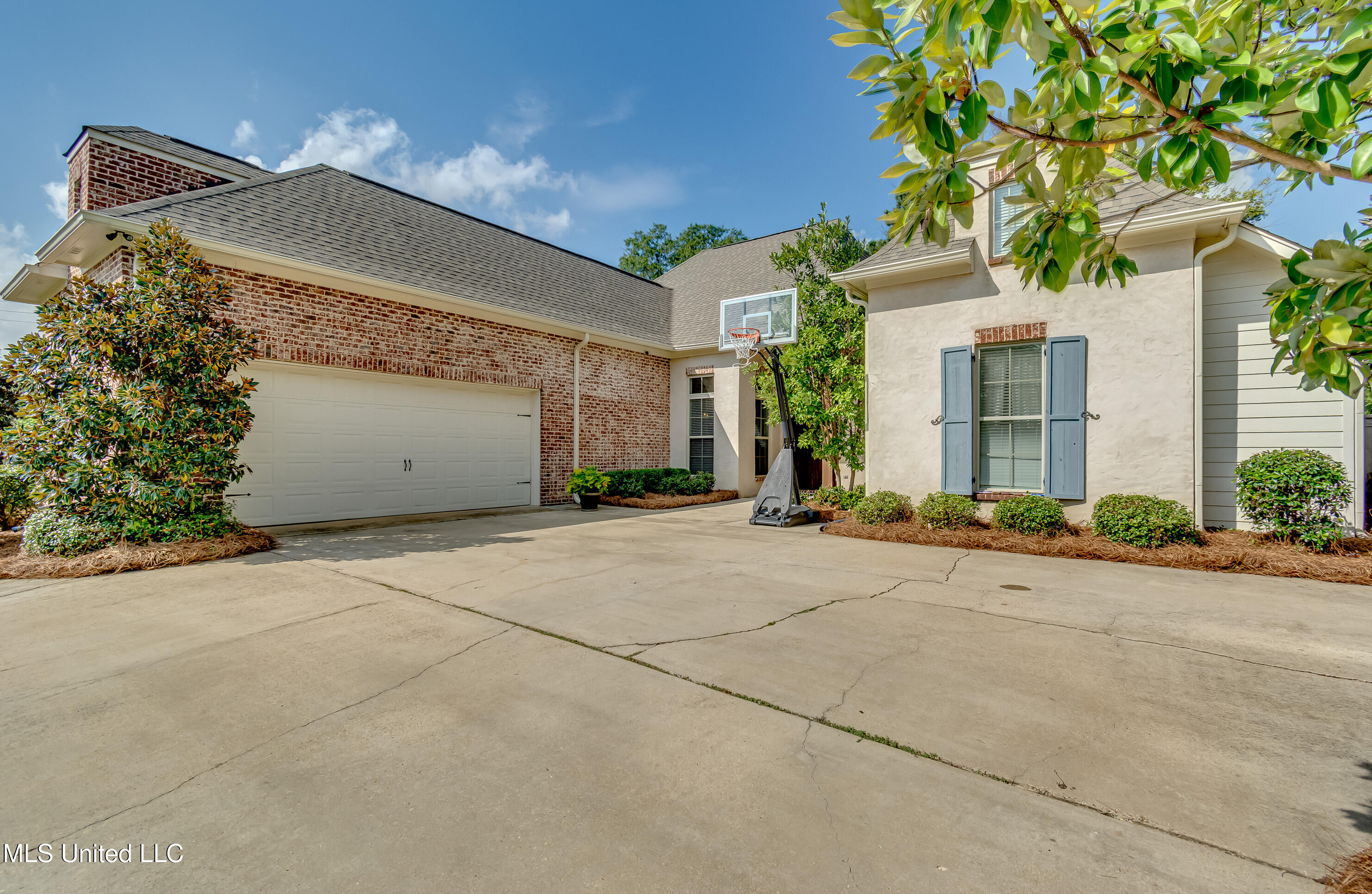 103 Ridgetop Circle Flowood, MS 39232 - Photo 4 of 87 103 Ridgetop Cir-20