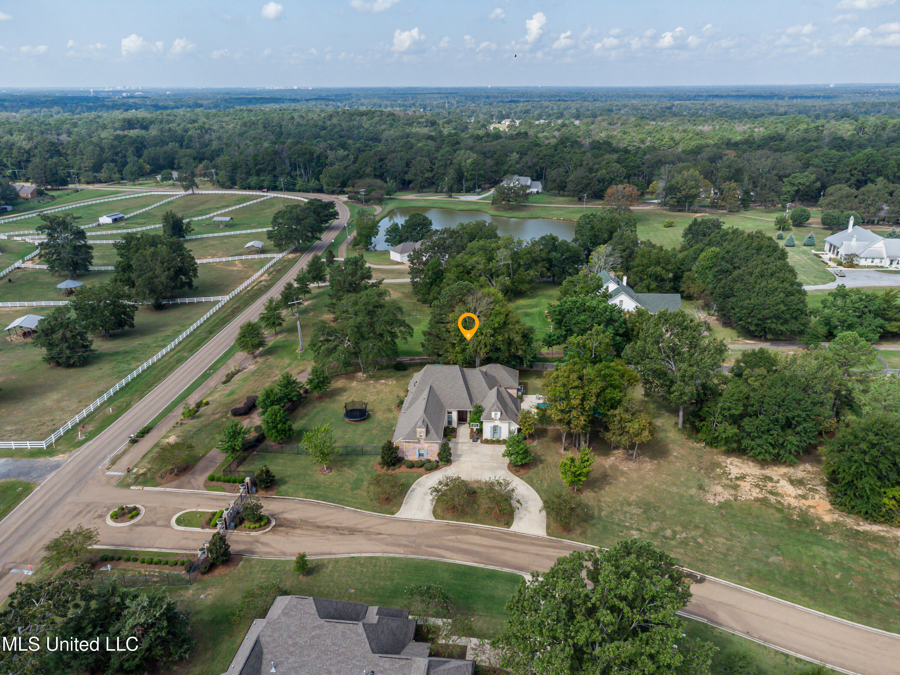 103 Ridgetop Circle Flowood, MS 39232 - Photo 84 of 87 03 Ridgetop Cir drone-14