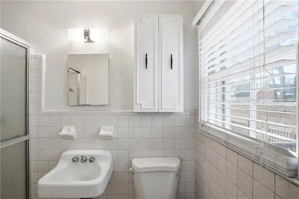 $2,000 | 4165 Williamsburg Drive, Atlanta, GA 30337