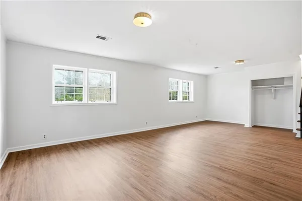 $2,000 | 4165 Williamsburg Drive, Atlanta, GA 30337