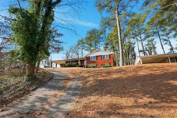 $2,000 | 4165 Williamsburg Drive, Atlanta, GA 30337