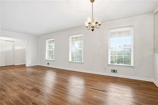 $2,000 | 4165 Williamsburg Drive, Atlanta, GA 30337