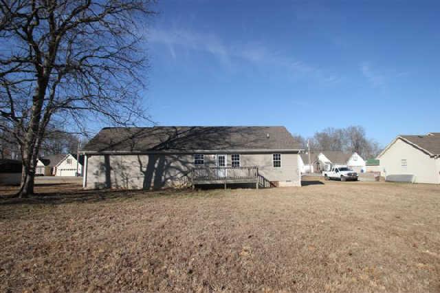 1202 East End Road Manchester, TN 37355 - Photo 2 of 16 Gallery Image 2
