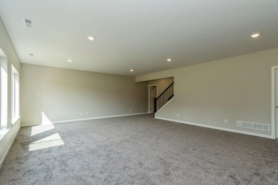 1021 High Rdg Trail Solon, IA 52333 - Photo 26 of 33 Gallery Image 26