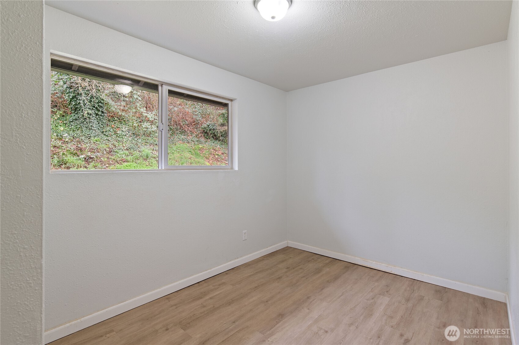 3224 Halverson Avenue Bremerton, WA 98310 - Photo 17 of 31