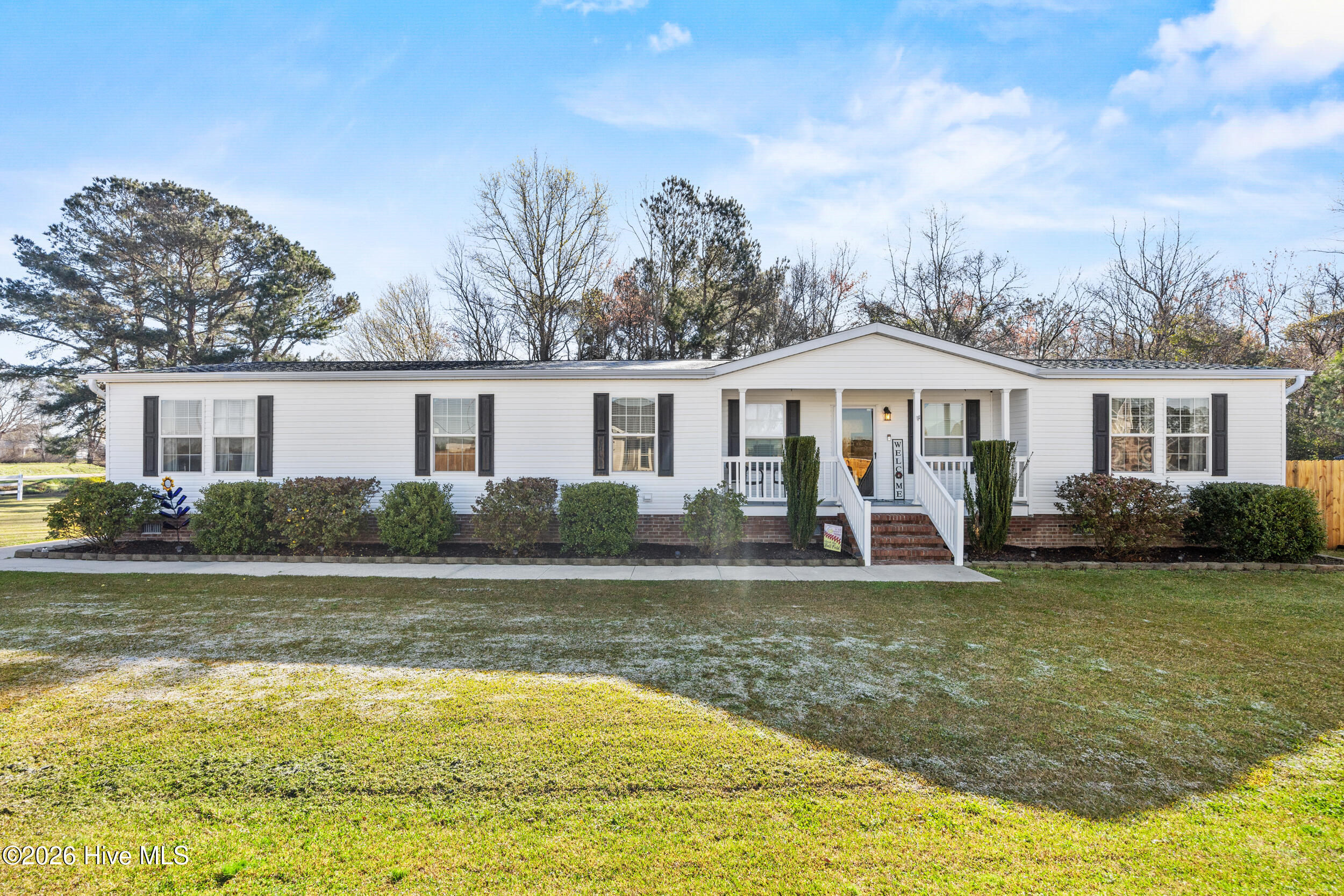 101 R&B Court Chinquapin, NC 28521 - Photo 4 of 40 7_front exterior