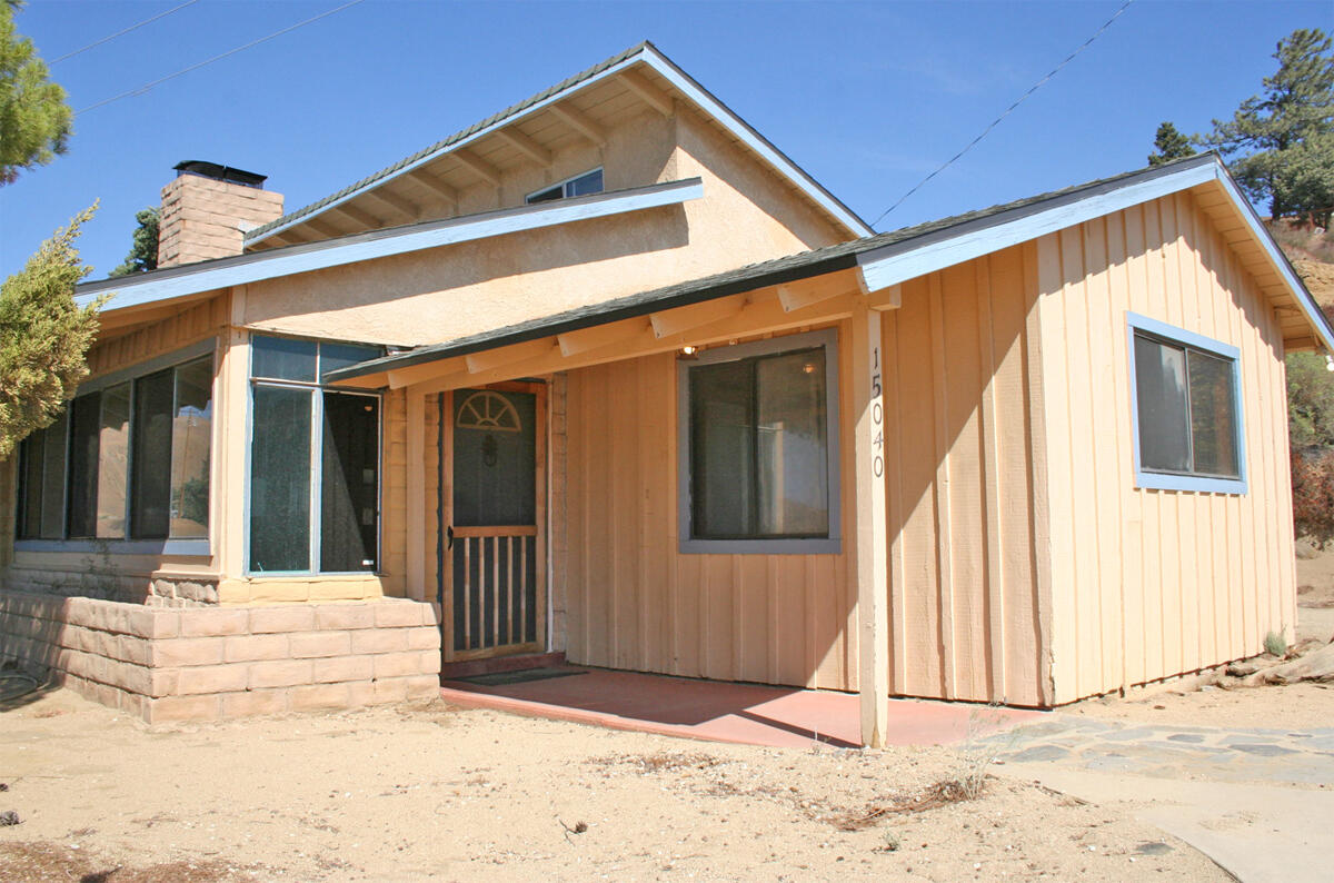15040 Hawk Drive Lake Elizabeth, CA 93532 - Photo 2 of 27 house3