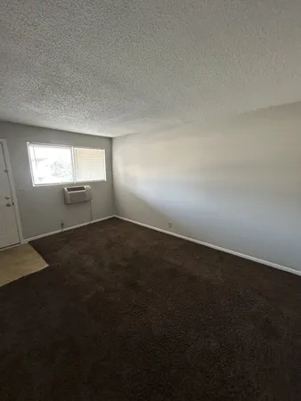 a view of empty room with window