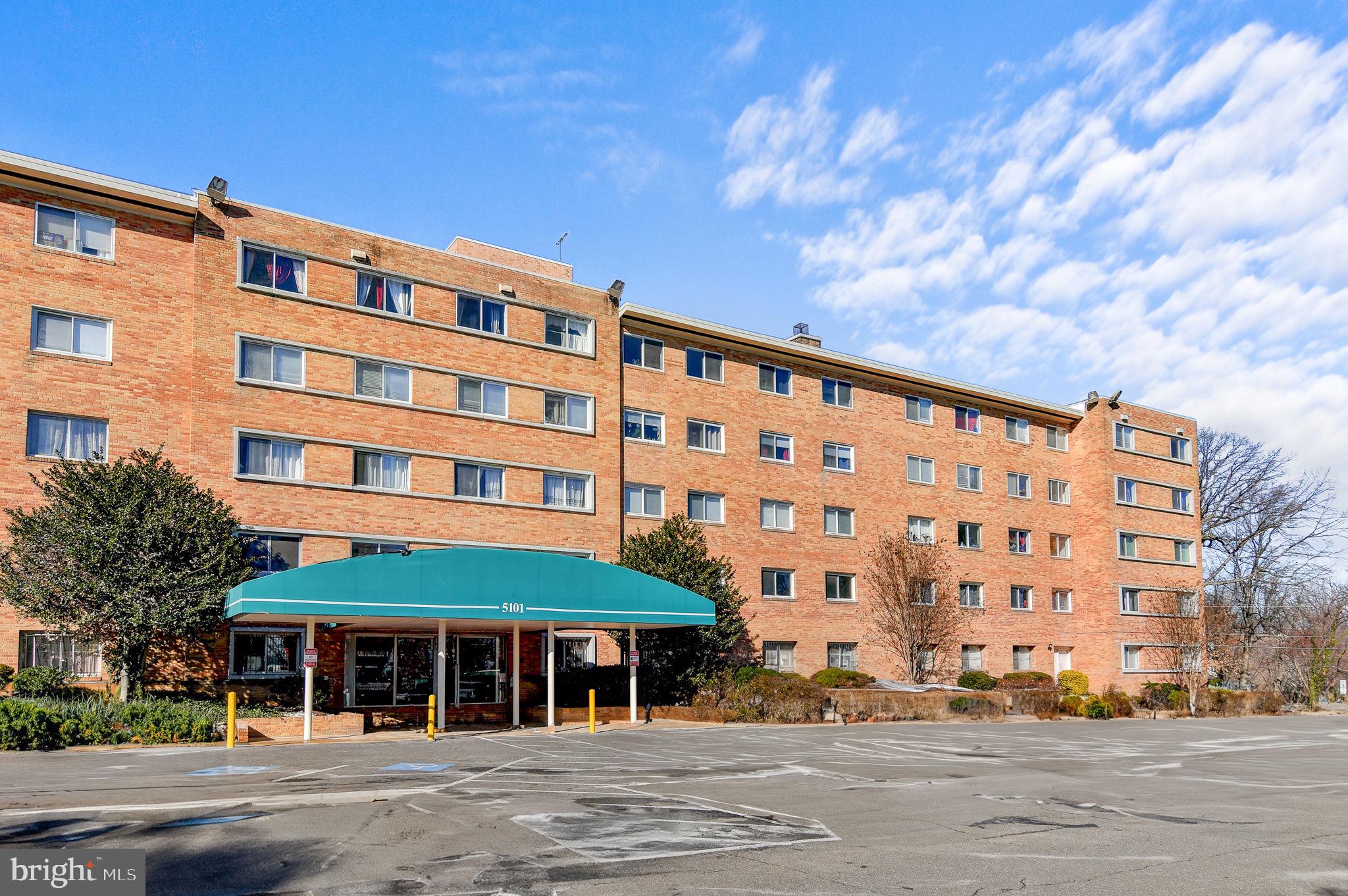 5101 8th Road South, Unit 111 Arlington, VA 22204 - Photo 2 of 11
