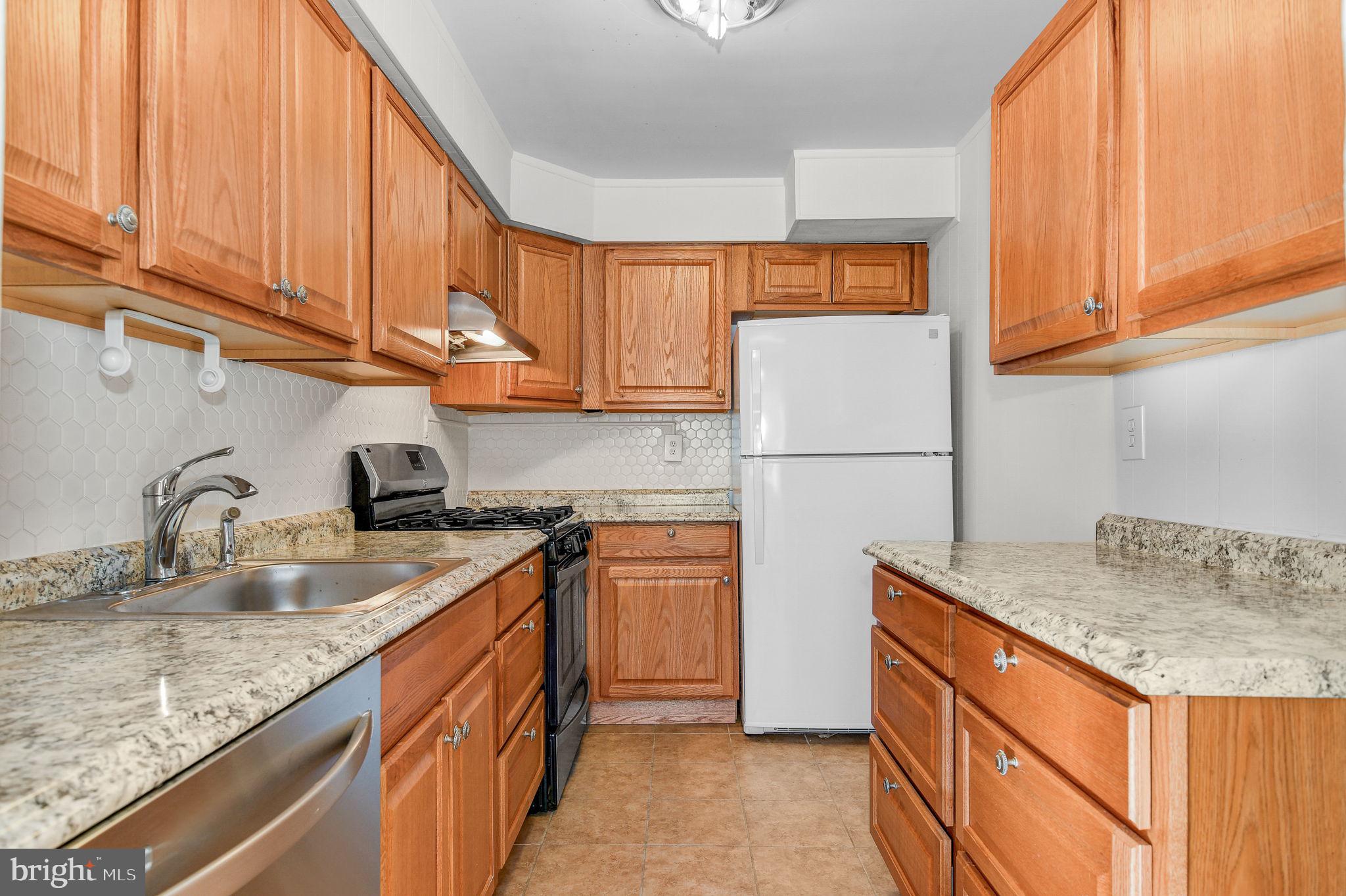 5101 8th Road South, Unit 111 Arlington, VA 22204 - Photo 6 of 11