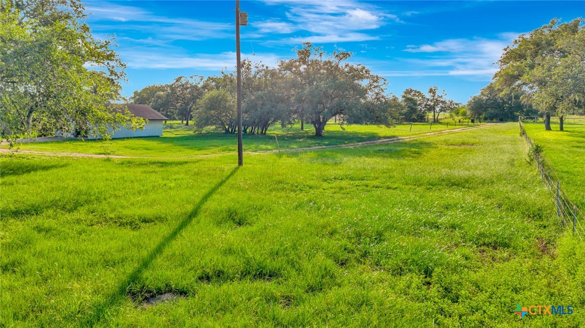 175 Albrecht Road Victoria, TX 77905 - Photo 36 of 47