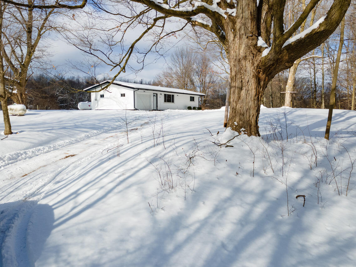 2400 Hubble Road Hastings, MI 49058 - Photo 10 of 23 2400 Hubble-10