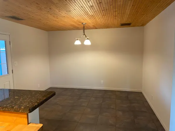 $2,700 | 803 West 18th Street, Tempe, AZ 85281