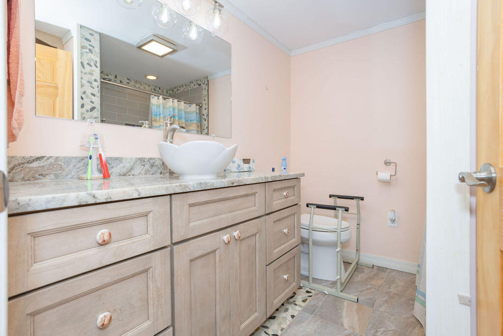 751 Holley Road Farmington, ME 04938 - Photo 39 of 102 taylor-kaminsky-photo-94